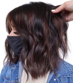 Dark Medium Thick Hair with Balayage Dark Hair Balayage Bangs, Dark Medium Length Hair, Medium Brunette Hair, Hair Curtain, Choppy Haircuts, Medium Layered Hair, Medium Bob Hairstyles, Medium Length Hair With Layers