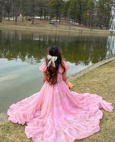 Vintage Aesthetic Outfits, Swag Pics, Long Frock Designs, Birthday Look, Pink Gown, Girl Haircut, Friendship Quotes Funny, Long Frocks, Princess Collection