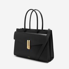 Work Laptop Bag, Sling Bags Women, Structured Handbags, Money Fashion, Luxury Branding Design, Work Tote Bag, Leather Ideas, Laptop Bag For Women, Structured Bag