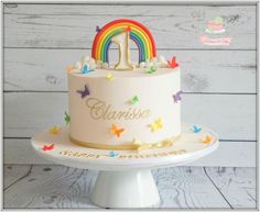 Rainbow And Butterfly Cake, Rainbow Butterfly Cake, Rainbow Cake Ideas, Rainbow Cake Birthday, Gökkuşaği Pasta, 1st Bday Cake, Rainbow Cakes, Butterfly Cake