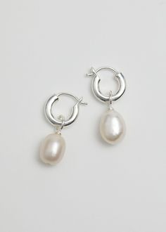 Pearl Charm Sterling Silver Earrings Louis Vuitton Taschen, Julia Stiles, Elsa Peretti, Fall Accessories, Sterling Silver Hoop Earrings, Pearl Charms, Sterling Silver Hoops, Recycled Sterling Silver, Silver Pearls