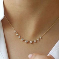 Simple Necklace Designs, Modern Gold Jewelry, Pretty Jewelry Necklaces, Gold Jewelry Simple Necklace, Jewelry Set Design, Gold Jewelry Stores, Bracelets Design, Gold Bride Jewelry, Indian Jewelry Sets