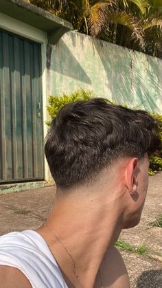 Low Fade Taper Haircut Mens, Low Fades For Men Hairstyles, Low Fade Taper Haircut, Fades For Men White, Long Fade Haircut Men, Mans Haircut Short, Man Fade Haircut, Low Fade Haircut Mens Long Hair, Men’s Low Fade