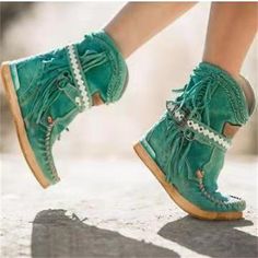 Category:Boots; Upper Materials:Faux Suede; Embellishment:Tassel; Season:Fall,Winter; Heel Type:Flat Heel; Gender:Women's; Type:Mid Calf Boots; Style:Vintage,Casual,Fashion; Heel Height(inch):<1; Outsole Materials:Rubber; Occasion:Party,Daily,Work,Outdoor; Closure Type:Loafer; Pattern:Solid Color; Listing Date:10/11/2023; 2024 Trends:Suede Shoes,Plus Size Western Boots With Tassels And Round Toe, Fall Tassel Boots With Round Toe, Festival Boots With Tassels And Round Toe, Bohemian Boots With Tassels And Round Toe, Trendy Spring Boots With Tassels, Bohemian Boots With Flat Heel For Festival, Trendy Tassel Boots For Spring, Bohemian Closed Toe Boots For Spring, Bohemian Fringe Boots With Round Toe