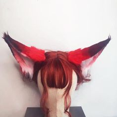 The ears are comfy, foxy-large, and just so darned cuteIt is  really handmade,extremely well-stitched. A quality cosplay ears for the Cuties!All ears are made by hands. We try our best to make them perfect, but there are inevitably flaws. This is the charm of handmade products. When you get it the first time, use air coolers and combs to shape them. Please don't blow with a hot air blower, it will hurt it.Don't wash with water!Ears are available in headband and hairpins. Please choose the style Kitsune Ears, Cosplay Cat Ears, Faux Fur Ears, Ear Ideas, Cosplay Cat, Oc Aesthetic, Animal Tails, Wolf Ears, Pet Play