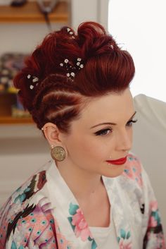 Red Head Wedding Hair, Red Head Wedding, Wedding Hair Short, Red Wedding Hair, Wedding Hairstyle Ideas, Steampunk Hairstyles, Cool Wedding, Pin Up Hair, Punk Hair