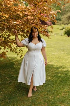 White Midi Dress Plus Size, Plus Size White Dresses, All White Outfit Plus Size, Plus Size White Dress, Denise Mercedes, Dress For Chubby, Summer Dress Plus Size, White Plus Size Dresses, Plus Size Midi Dress