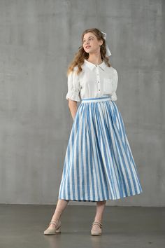 This Womens Skirts item by Linennaive has 49 favorites from Etsy shoppers. Ships from China. Listed on Jun 20, 2022 Heel Outfits, Blue Striped Skirt, Skirt A Line, Retro Skirt, Rock Outfit, Vintage Inspired Fashion, Striped Skirt, High Waist Fashion, Pretty Fabric