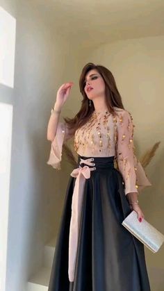 Party Wear Gowns, Women Dresses Classy, Elegant Dresses Classy, Muslim Fashion Dress, Fashion Design Dress, Fancy Dress Design