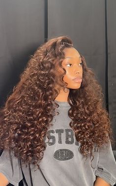 Brown Curly Sew In, Brown Middle Part Sew In, Braids Hairstyles Baddie, Hats On Curly Hair, Hairstyles Braids Fulani, Wet And Wavy Sew In, Natural Black Girls Hairstyles, Updo Hairstyles Black Women, Baddie Hairstyles Black Women