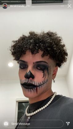 Wicked Costumes, Joker Makeup, Skeleton Makeup, Halloween Makeup Inspiration, Goth Home, Goth Home Decor, Male Makeup, Face Painting Halloween