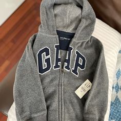 Nwt 5 Year Toddler Baby Gap Zip Up Hoodie Blue Winter Sweatshirt For Playtime, Gray Tops For Winter Playtime, Gray Winter Tops For Playtime, Gap Tops For Playtime In Fall, Gap Tops For Fall Playtime, Gap Zip Up Hoodie, Gap Hoodie, Baby Gap, Colorful Hoodies