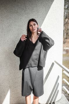 Linen Kimono Top Linen Kimono Linen Blouse Linen Shirt - Etsy Kimono Linen, Linen Jumper, Minimalist Blouse, Leather Blouse, Linen Kimono, Kimono Blouse, Loose Cardigan, Oversized Blouse, Stylish Jackets