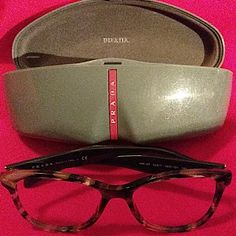 Prada Frames Pre-Owned Prada Picture Frame, Prada Accessories, Glasses Accessories, Sunglasses Case, Full Service, Prada, Fast Delivery, Women Accessories, Sunglasses