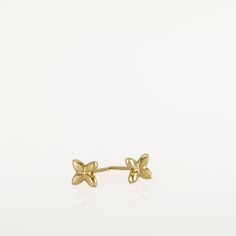 These are flower stud earrings, handmade of yellow 14k solid gold. Their finish is shiny, and they are comfortable to wear. Small and dainty, these gold studs are perfect for everyday's wear. Great as a gift as they can be enjoyed at any age and outfit. 14k solid gold ear backs are included. Size of the earrings is 5.3 x 5.8 mm = approx 0.2 x 0.22 inch * The earrings will be packed in a gift box ready to give as a gift, and shipped via Express mail service which usually takes 5-8 business days t 14k Yellow Gold Flower Earrings Fine Jewelry, Yellow Gold Flower Earrings In 14k, 14k Yellow Gold Flower Earrings, Hypoallergenic Yellow Gold Flower Earrings Gift, 14k Gold Flower Earrings For Pierced Ears, Classic Yellow Gold Flower Earrings, Classic Yellow Gold Flower Earrings For Pierced Ears, Dainty Yellow Gold Flower Earrings For Formal Occasions, Yellow Gold Hallmarked Flower Earrings For Gift