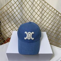 Alphabet baseball cap Simple fashion cool girl preferred single product, imported embroidery Set off the sense of luxury properly! Pure cotton products, all year round! Simple Fashion, Simple Style, Pure Cotton, Cool Girl, Baseball Cap, Baseball Hats, Alphabet, Sense, Baseball