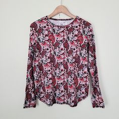 Cute Red Floral Long Sleeve Shirt. Size Small, 20 Inch Chest, 23.5 Inch Long And 20 Inch Length Of Sleeve. -B1 Red Long Sleeve Tops With Printed Motifs, Red Long Sleeve Blouse With Floral Print, Red Printed Long Sleeve T-shirt, Red Printed 3/4 Sleeve Top, Floral Long Sleeve Shirt, Multicolor Long Sleeve Floral Print T-shirt, Red Floral, Printed Shirts, Long Sleeve Tees