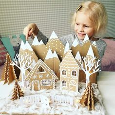 Snowy Village, Xmas Diy, Noel Christmas, Paper Houses, Christmas Gingerbread, Winter Crafts, Christmas Activities, Christmas Deco