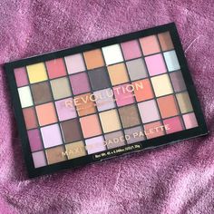 Makeup Revolution Big Big Love Maxi Reloaded Eye Palette New Sealed Comic Makeup, Big Eyeshadow Palette, Makeup Revolution Palette, Makeup Revolution Eyeshadow, Revolution Palette, Chocolate Eyeshadow Palette, Chocolate Eyeshadow, Revolution Eyeshadow, Revolution Makeup