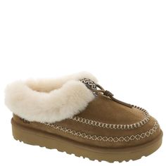 PRICES MAY VARY. Suede upper Sheepskin collar and suede mudguard 17mm UGGplush wool lining Sugarcane EVA outsole 17mm UGGplush wool insole Vegan Uggs, Ugg Tasman, Womens Uggs, Chestnut, Slippers, Give It To Me, Cute Outfits, Women Shoes, Leather