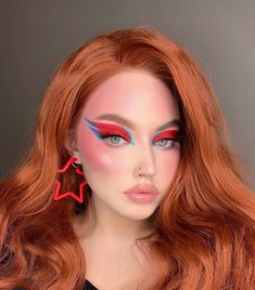 Aladdin Sane Makeup, 80s Rock Makeup, Rock Of Ages Costume, David Bowie Makeup, Glam Rock Makeup, 80s Makeup Looks, Cheveux Oranges, Concert Makeup