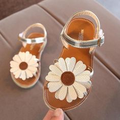 Girls Footwear, Candy Themed Party, Flower Brown, Girls Dresses Diy, Flower Embellishments, Leather Baby Shoes, Baby Fits, Brown Babies