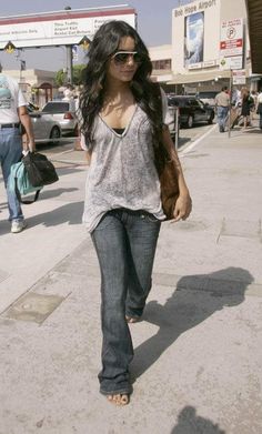 Vanessa Hudgens Early 2000s, 2008 Aesthetic Outfits, 2010 Outfits, 2005 Fashion, 2006 Fashion, 2007 Fashion, Mcbling Fashion, 2015 Outfits, 2010s Fashion