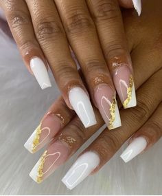 20 Exquisite White And Gold Nails Designs White And Gold Nails, White Nails With Gold, White And Silver Nails, Formal Nails, Gold Glitter Nails, White Acrylic Nails