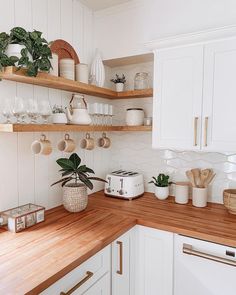 the kitchen counter is clean and ready for us to use