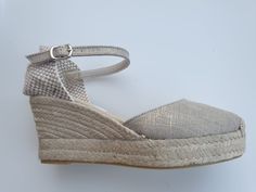 "Rope sole, ankle strap espadrille wedges in GOLDEN LINEN and 6cm wedges + 2cm platform, in total around 8cm (3.15 inches). Front stitching. The sewing closings come in leather for reinforcement. The rope soles in toasted jute, are antislippery, covered with rubber. 🌿 Eco friendly. Jute fiber has excellent insulating properties and low thermal conductivity. It is environmentally friendly, bio-degradable and recyclable. ♻ SUSTAINABLE PACKAGING, we try to avoid all plastic materials. Visit our co Spanish Espadrilles, Lace Up Espadrilles, Espadrilles Platform, Espadrille Shoes, Wedge Espadrille, Espadrilles Wedges, Platform Wedges, Me Too Shoes, Sustainable Fashion