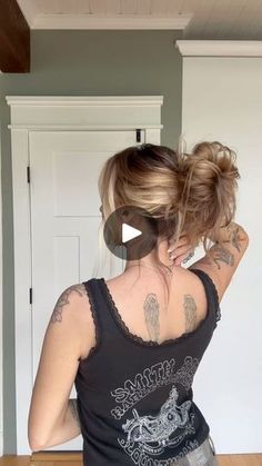 222K views · 13K reactions | pov: you want a big messy bun but don’t have a lot of hair 🖤✨ save + try | Torie.Bliss | Taylor Swift · But Daddy I Love Him Big Messy Buns, But Daddy I Love Him, Daddy I Love Him, A Lot Of Hair, Pageant Hair, Haircuts For Medium Length Hair, Curly Girl Method, Hair Stylist Life