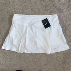 New Nike White Tennis Skirt Skort Pleated Women’s Athletic $55 Nwt Dri Fit White Nike Tennis Skirt, Red Tennis Skirt, Nike Tennis Skirt, Nike Skirts, White Tennis Skirt, Pleated Tennis Skirt, Nike Tennis, Tennis Skort, Golf Skirts