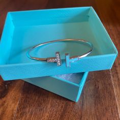 Diamond And Turquoise Wire Bracelet In 18k White Gold Size Large Tiffany Diamond, Wire Bracelet, Tiffany & Co., Womens Jewelry Bracelets, White Gold, Women Jewelry, Turquoise, Silver, Color