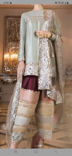 Heels Ideas, Lace Dress Design, Pakistani Dresses Casual, Pakistani Fancy Dresses, Beautiful Pakistani Dresses, Sleeves Designs For Dresses