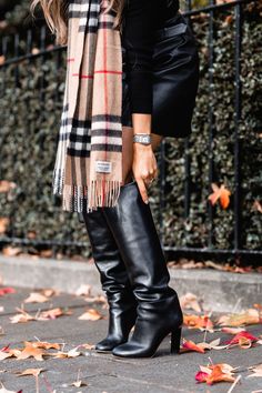 Lydia Elise Millen, High Boots Outfit, Equestrian Boots, Hot Boots, Casual Skirt Outfits, Long Boots, Thigh High Boots, Boots Outfit, High Boots