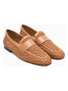 Exude sophistication and charm with these comfy round-toe moccasins. Their woven design is a testament to expert craftsmanship and style, while their walnut-brown colour lends an earthy warmth. Not to mention, these moccasins come with a durable leather sole that is sure to stand the test of time. Round-toe design for maximum comfort Hand-woven pattern for an artistic, stylish look Walnut-brown shade that easily matches with various outfits Quality leather sole for long-lasting use Leather Moccasins, Brown Shades, Prada Designer, Woven Design, Top Designer Brands, The Test, Toe Designs, High End Fashion, Moccasins