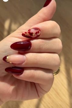 Kutek Disney, Wine Nails, Maroon Nails, Red Acrylic Nails, Casual Nails, Trendy Nail Art, Minimalist Nails, Pretty Acrylic Nails, Fancy Nails