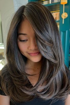 Hair Cuts For Small Face Shape, Cute Girls Haircuts, Mid Length Hair With Layers Side Part, Hair Cuts For Girls, Girls Hair Cut, Haircut For Girl, Hair Cut For Girls, Girls Haircut, Haircuts For Girls