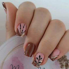 Ideas Para Uñas Cortas, Cafe Nails, Classy Gel Nails, Quick Nail Art, Designs For Short Nails, April Nails, Chic Nail Art, Beauty Hacks Nails, Special Nails