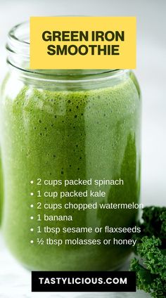 a green smoothie in a mason jar with instructions on how to mix it up