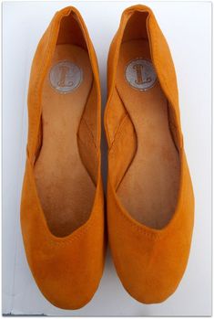 Please get in touch if you would like to custom order these flats. The Maya ballet flat would be the staple shoe in anyone's wardrobe. This simple flat is seriously comfortable and stylish. It is made from a beautiful buttery soft leather or suede that feels like you are 'walking on air.' They feature a high toe box that covers the toe and are lined in suede and have a brushed leather sole which has no heel. Choose your colour and make a statement! All Lolliette shoes are hand crafted from the h Everyday Suede Flats With Almond Toe, Suede Ballet Flats With Removable Insole And Almond Toe, Suede Ballet Flats With Almond Toe And Removable Insole, Suede Ballet Flats With Removable Insole, Suede Closed Toe Ballet Flats With Removable Insole, Suede Ballet Flats With Leather Sole, Suede Flats With Rubber Sole And Low Heel, Suede Slip-on Ballet Flats With Rubber Sole, Everyday Suede Closed Toe Flats