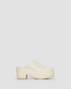 The Puffa Clog Parchment – Everlane Spring Leather Clogs With Padded Heel, Platform Slip-on Synthetic Clogs, Trendy Leather Clogs With Chunky Platform, Slip-on Synthetic Clogs With Padded Heel, Modern Synthetic Clogs With Textured Sole, Synthetic Clogs With Chunky Platform And Round Toe, Synthetic Chunky Platform Clogs With Round Toe, Chunky Platform Round Toe Synthetic Clogs, Round Toe Clogs With Chunky Platform In Synthetic Material