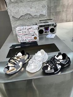 Golden Goose Sneaker, Dream Shoes, Luxury Lifestyle, Dolce And Gabbana, Sneakers