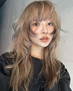 일본 패션, Hair Arrange, Wolf Cut, Hair 2024, Haircuts For Medium Hair, Cool Hair, Hair Reference, Bleached Hair, Asian Hair