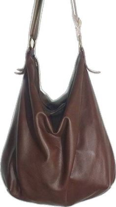 Versatile Brown Hobo Bag With Zipper Pocket, Versatile Brown Leather Hobo Bag, Chic Brown Hobo Bag With Zipper Pocket, Chic Brown Shoulder Bag With Zipper, Chic Brown Shoulder Bag With Zipper Closure, Versatile Brown Satchel With Zipper Closure, Elegant Brown Hobo Bag With Zipper Closure, Chic Brown Satchel With Zipper Pocket, Brown Shoulder Bag With Double Handle And Zipper Closure