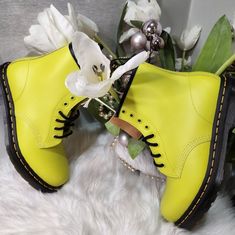 Dr Martens 1460 8-Eye Leather Women Boot Size7 Dr. Martens 1460 Sulphur Yellow Smooth The 1460 Is The Original Dr. Martens Boot. With A Brightful Sulphur Yellow Color. Its Boot's Recognizable Dna Looks Like This: 8 Eyes, Classic Dr. Martens Smooth Leather, Grooved Sides, A Heel-Loop, Yellow Stitching, And A Comfortable, Air-Cushioned Sole. Built To Last, This Unisex Boot Is Made Using One Of The Finest Methods Of Construction: The Goodyear Welt Which Means The Upper And Sole Are Sewn Together In High-top Yellow Boots For Spring, Yellow Lace-up Casual Boots, Yellow Boots With Rubber Sole For Fall, Yellow Boots For Streetwear, Yellow Lace-up Boots For Streetwear, Yellow High-top Boots For Streetwear, Yellow Leather Spring Boots, Spring Yellow Leather Boots, Women Boot