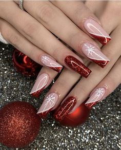 #nails #Christmas #Instagram #winter Maroon Nail Designs, Nail Art Gel, Christmas Gel Nails, Nails Christmas, White Nail, Festival Nails