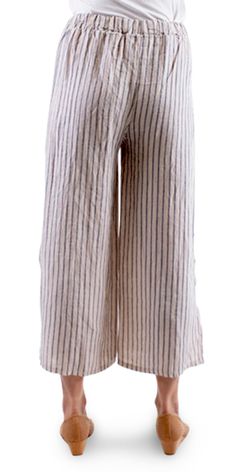 Comfy Striped Linen Capri Pants With Drawstring and Side Slit. 100% Linen Made in Italy Model is 5'8'' Linen Capri Pants, Striped Linen, Timeless Fashion, Capri Pants, Capri, In Italy, Italy, Pants, White