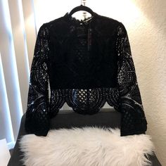 Black Woven Medium Top. Beautiful Details. $30 Black Top For Going Out In Winter, Black Fitted Blouse For Going Out, Fitted Black Blouse For Going Out, Winter Going Out Black Top, Black Fall Blouse For Night Out, Black Blouse For Night Out In Fall, Black Blouse For Date Night In Fall, Artist Fashion, Woven Top