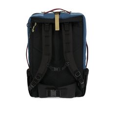 the back view of a backpack with straps on it, showing the front pocket and shoulder strap